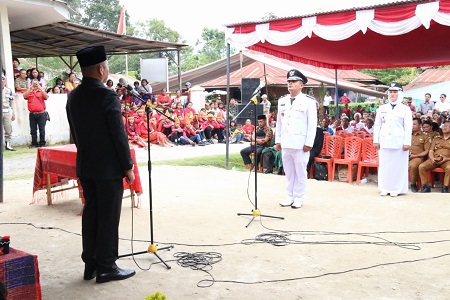 Bupati Taput Lantik Dua Kepala Desa Pengganti Antar Waktu